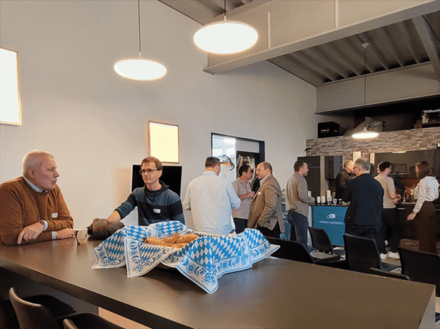 AUROVIS-TechMeet Labor-Automation – Praxis und Zukunft